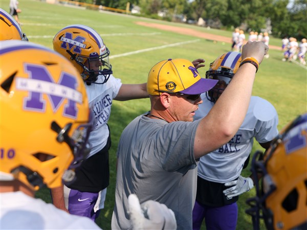 Maumee - Team Home Maumee Panthers Sports