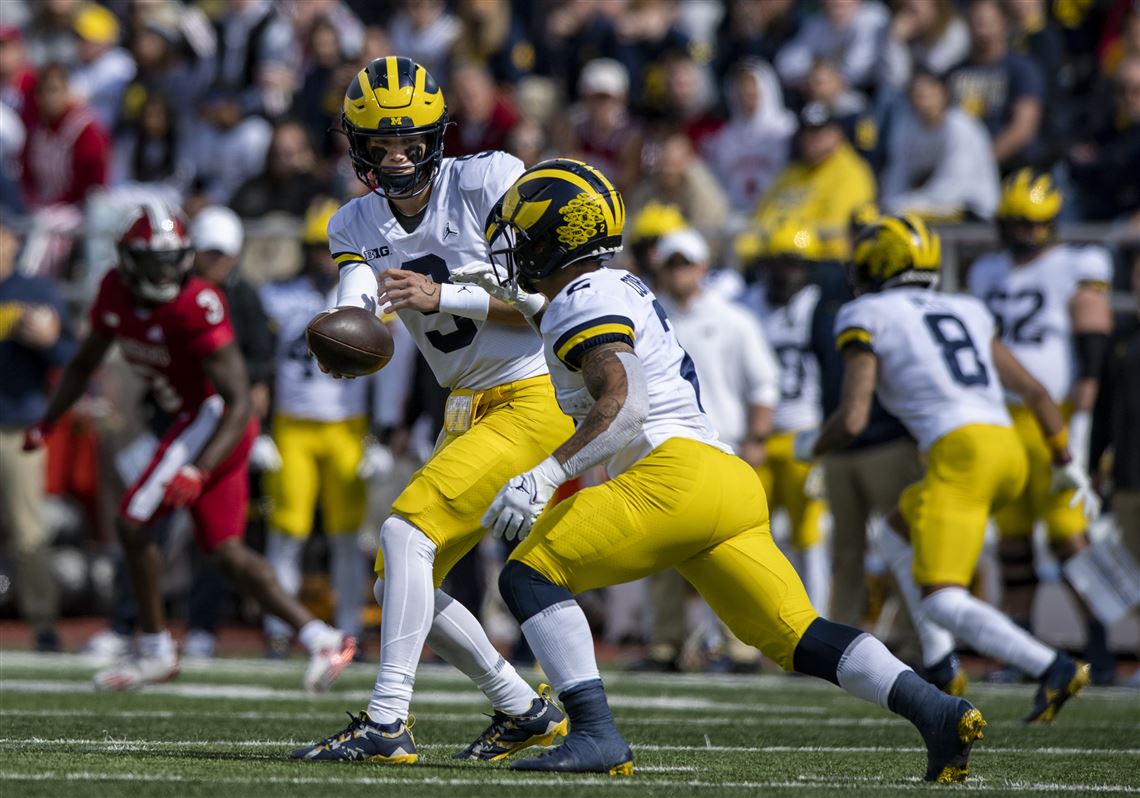 Season preview Michigan aiming for national title behind QB