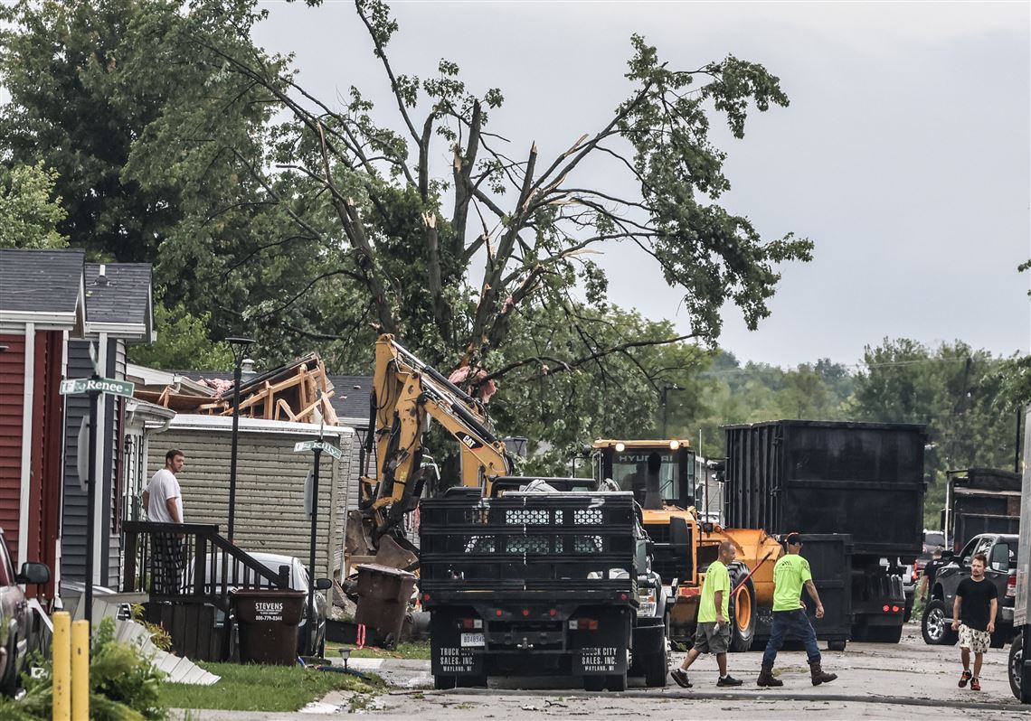 Thursday night's storm causes power outages across Mid-Michigan