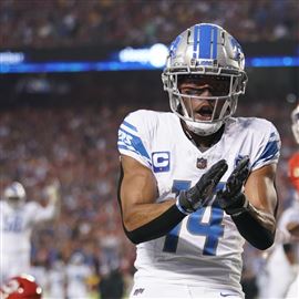 Lions spoil Chiefs' home opener, rally for a 21-20 win