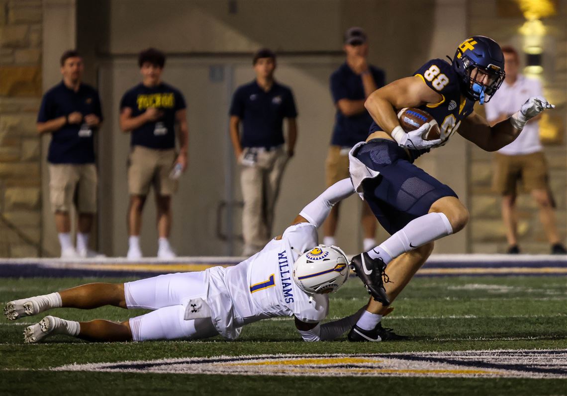 Pick-six, dominant defense carries Toledo football past San Jose State