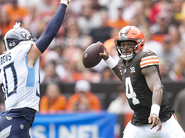 Cleveland Browns: Injuries; Bad Plays; Land 4 In Dawg House