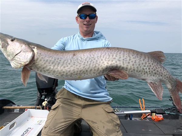 New collection of Superior native's muskie fishing stories is out