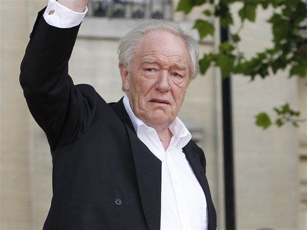 Why I Preferred Richard Harris over Michael Gambon as Dumbledore in Harry  Potter 