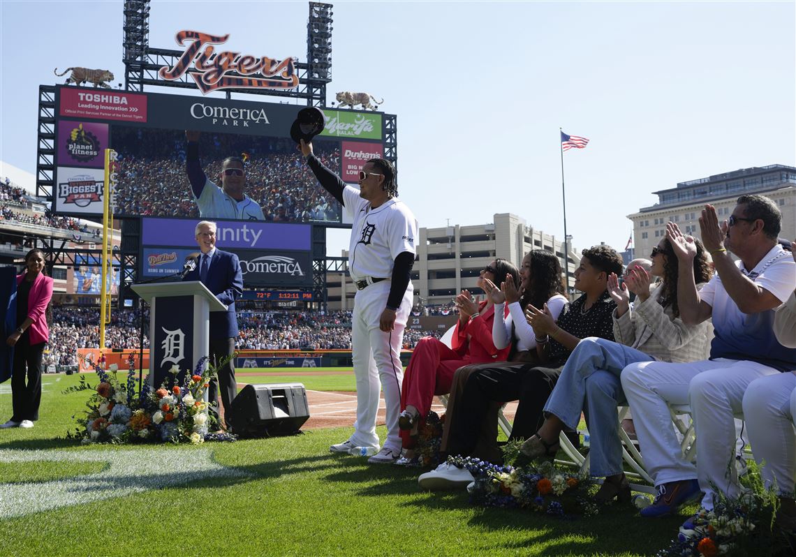 Miguel Cabrera hosts 'Keeping Kids in the Game