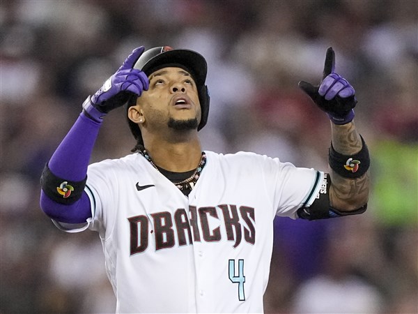 Arizona Diamondbacks garnering some uniform love from MLB players