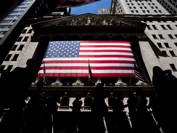Wall Street drifts to a mixed and quiet finish following last week's big swings