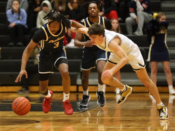 Fast-paced Whitmer rolls to boys basketball victory at Perrysburg
