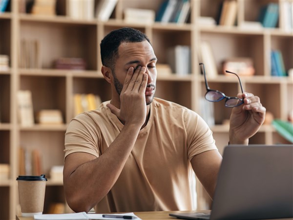 Computer users are experiencing increased digital eye strain. The doctor says just look away.