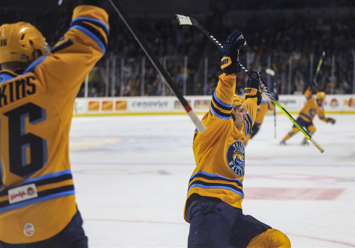 Briggs: No big deal, but the streaking Walleye are in rare air in pro  sports history | The Blade