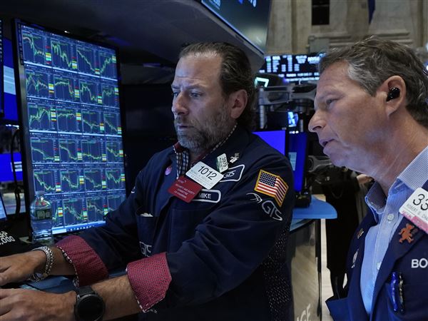 Big tech stocks dive again to halt Wall Street's record-setting rally