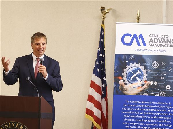 Manufacturing "stigma" discussed at roundtable conference
