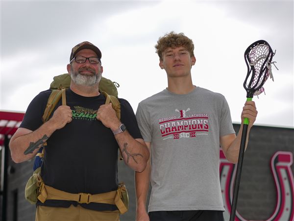 ‘Pack Mule 300’ hikes across Ohio to fund-raise for sons’ lacrosse program