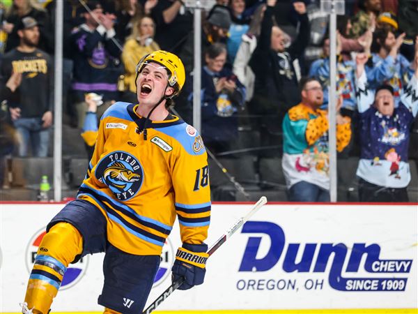 High-scoring forward Trenton Bliss re-signs with Walleye