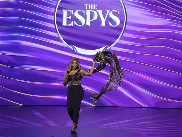 Serena Williams hosts an ESPY awards show celebrating landmark year for women's sports