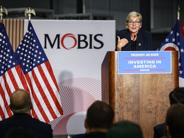 Granholm, Kaptur, Kapszukiewicz tout federal support for EV parts manufacturer