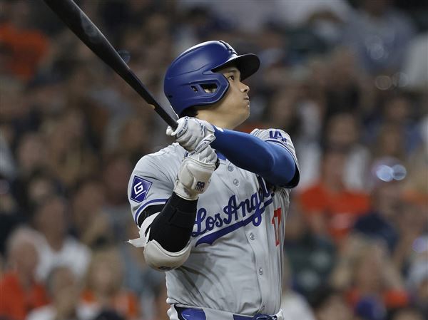 Shohei Ohtani helps Dodgers rally past the Tigers