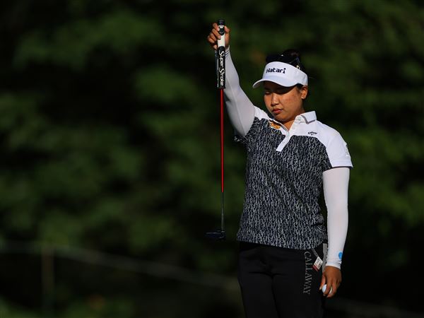 Chanettee Wannasaen eagles 18th to lead after 2nd round of Dana Open