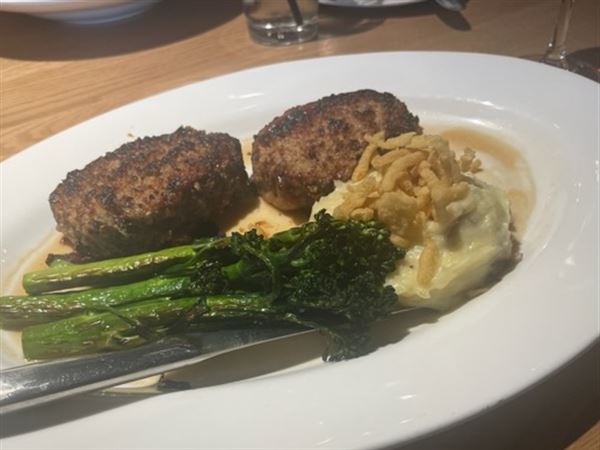 Cooper's Hawk and other recent dining reviews