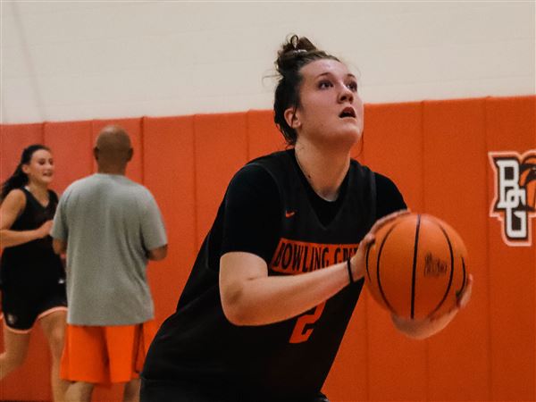 Chmiel loads up on height, versatility in 2nd season as BGSU women’s basketball coach