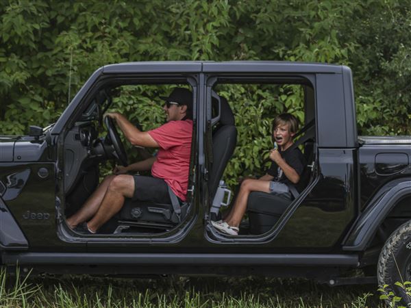 Photo Gallery: Jeep Fest welcome party at Monroe Superstore in Michigan